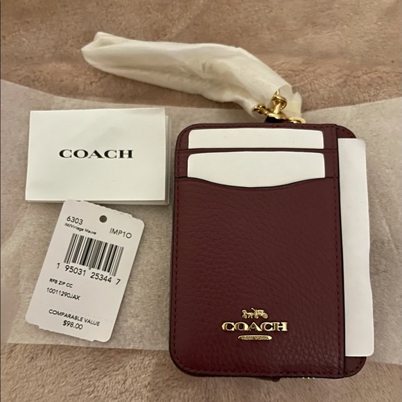 Coach Handbags - NWT Coach Zip Card Case/ Wallet/ pink Card Holder with chain C6303